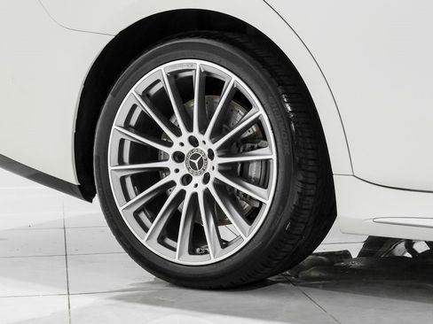 Used 2022 Mercedes-Benz S 580 4MATIC Sedan image 52
