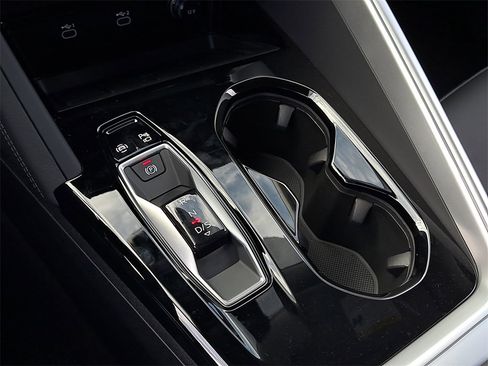 New 2025 Audi Q5 2.0T Premium Plus image 15