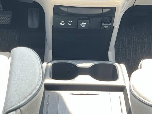 Used 2026 Honda Odyssey Touring image 18
