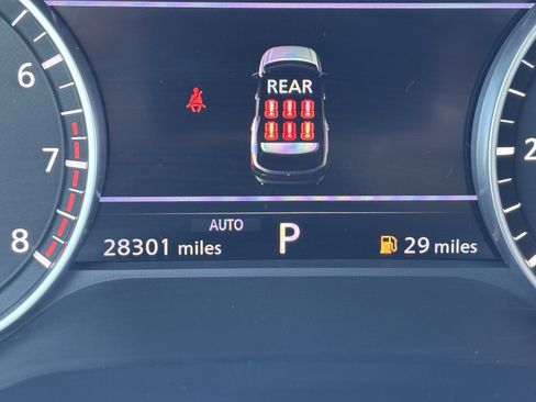 Used 2024 Nissan Pathfinder SL image 25