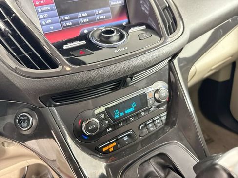 Used 2015 Ford Escape Titanium w/ Equipment Group 301A FWD image 9