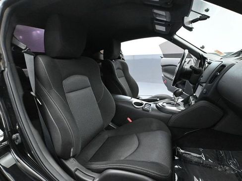 Used 2016 Nissan 370Z Coupe image 34