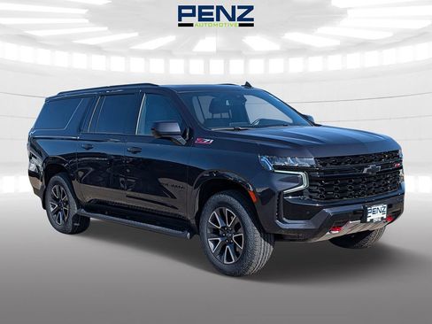 Used 2023 Chevrolet Suburban Z71 AWD/4WD image 1