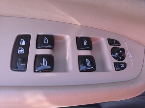 Used 2024 Volvo XC90 T8 Ultimate w/ Protection Package Premier image 32