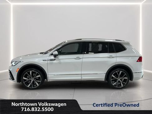 Certified 2023 Volkswagen Tiguan SEL R-Line AWD/4WD image 2