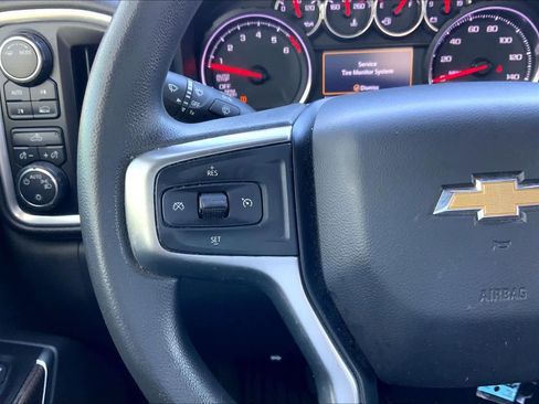 Used 2020 Chevrolet Silverado 1500 LT image 23