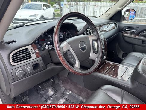 Used 2014 GMC Yukon XL Denali AWD/4WD image 13