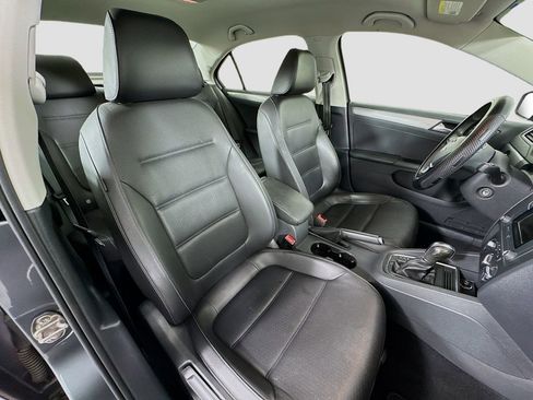 Used 2018 Volkswagen Jetta Wolfsburg Edition image 29