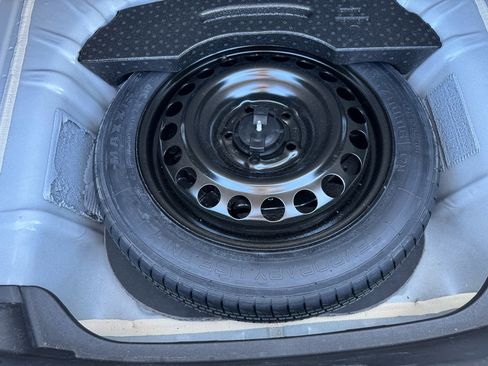 Used 2023 Chevrolet Malibu LT image 24