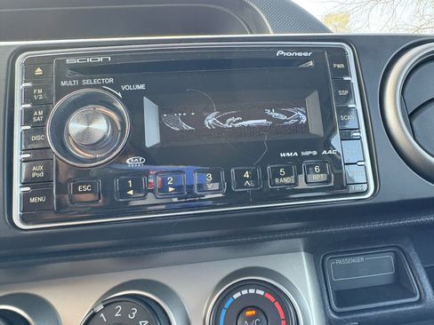 Used 2008 Scion xB image 35