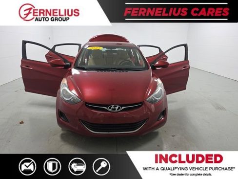 Used 2013 Hyundai Elantra GLS image 9
