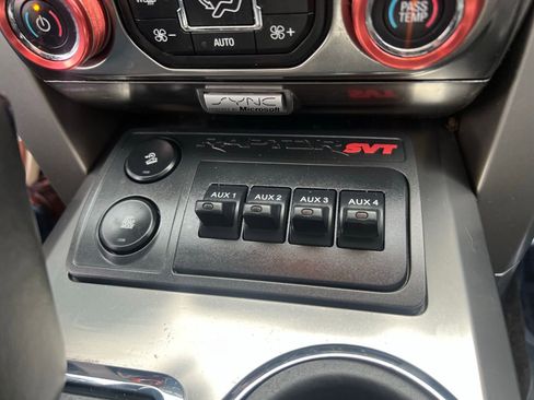 Used 2014 Ford F150 Raptor w/ Equipment Group 801A Luxury AWD/4WD image 42