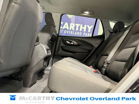 Used 2022 GMC Terrain SLE AWD/4WD image 23