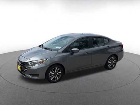 Used 2025 Nissan Versa SV FWD image 8