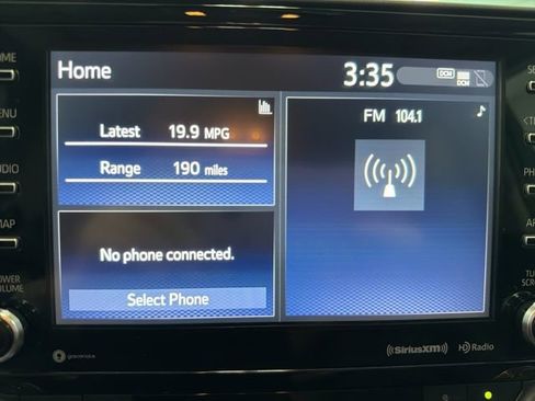 Used 2022 Toyota Highlander XLE image 20