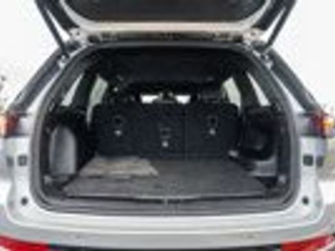 Used 2024 Jeep Grand Cherokee Limited AWD/4WD image 24
