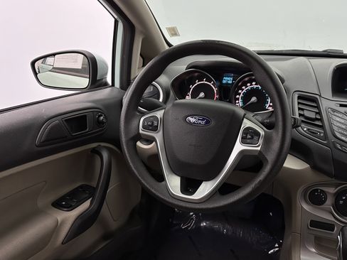 Used 2017 Ford Fiesta SE FWD image 24