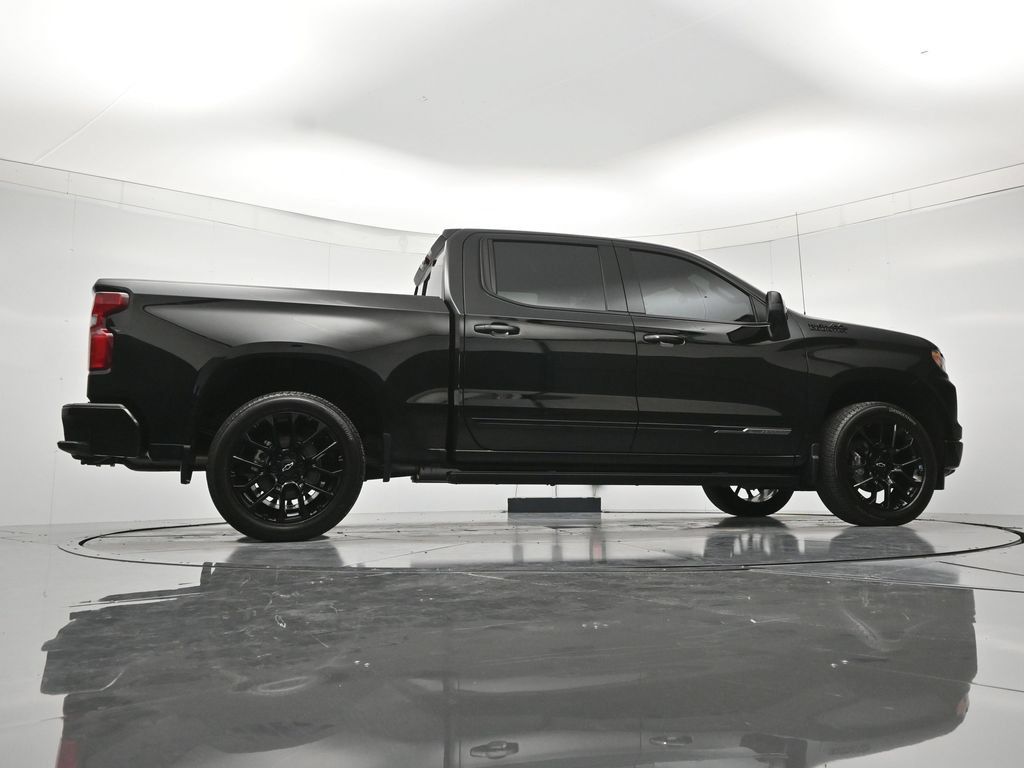 Used 2026 Chevrolet Silverado 1500 High Country w/ Midnight Edition AWD/4WD image 42