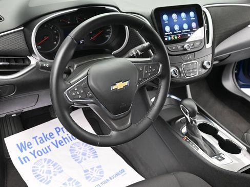 Used 2023 Chevrolet Malibu LT FWD image 13