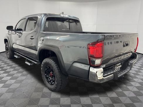 Used 2023 Toyota Tacoma SR5 RWD image 5