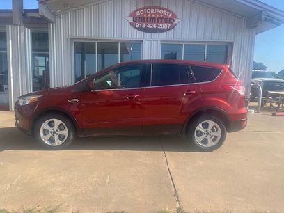 Used 2016 Ford Escape SE w/ SE Cold Weather Package