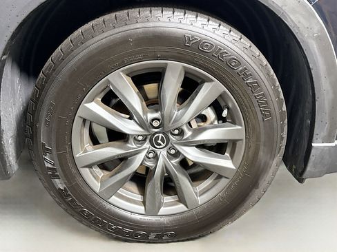 Used 2023 MAZDA CX-9 Touring image 32