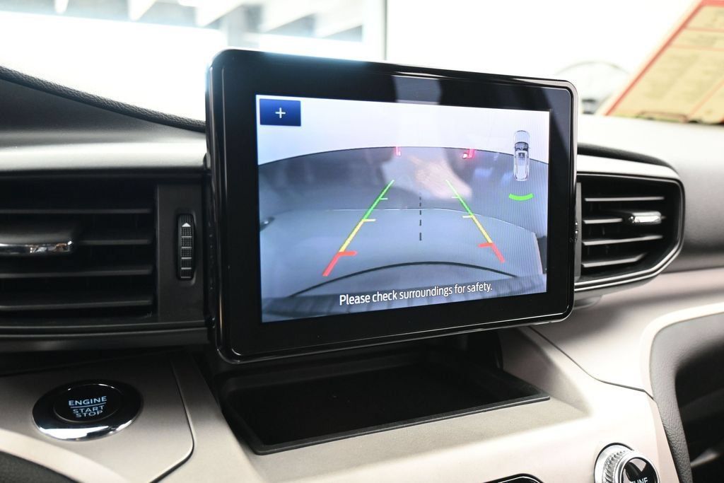 Used 2023 Ford Explorer XLT RWD image 17