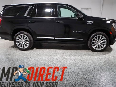 Used 2023 GMC Yukon Denali w/ LPO, Floor Liner Package AWD/4WD image 6