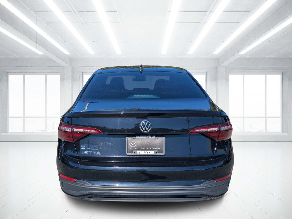 Used 2024 Volkswagen Jetta Sport FWD image 4