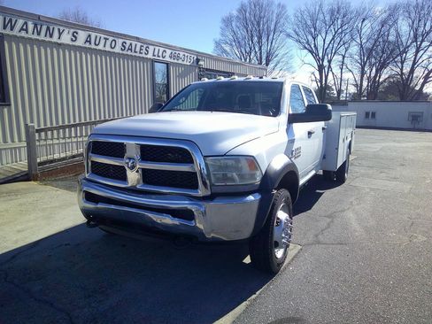Used 2018 RAM 5500 Tradesman w/ Ambulance Prep Group image 3