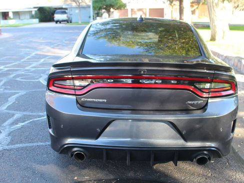 Used 2015 Dodge Charger SRT w/ Harman/Kardon Audio Group image 5