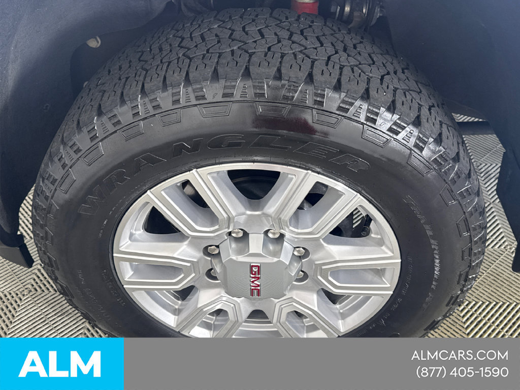 Used 2024 GMC Sierra 2500 SLT w/ SLT Premium Package AWD/4WD image 14