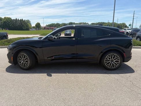 Used 2025 Ford Mustang Mach-E Premium AWD/4WD image 4