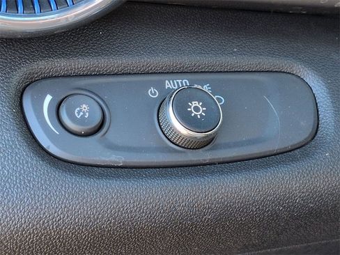 Used 2024 Chevrolet Trax LT w/ Driver Confidence Package image 16