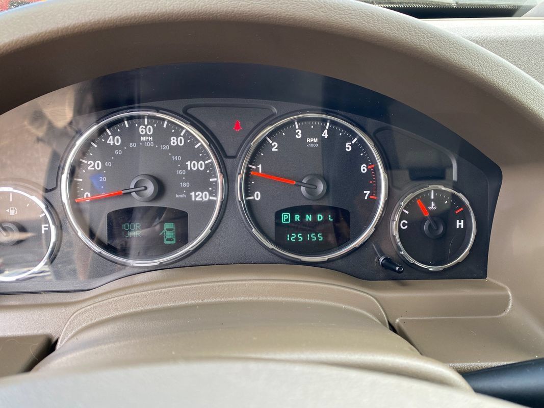 Used 2008 Jeep Liberty Limited w/ Premium Group II AWD/4WD image 17
