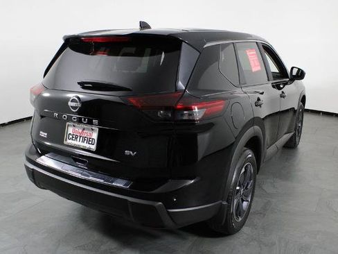 Certified 2024 Nissan Rogue SV image 16