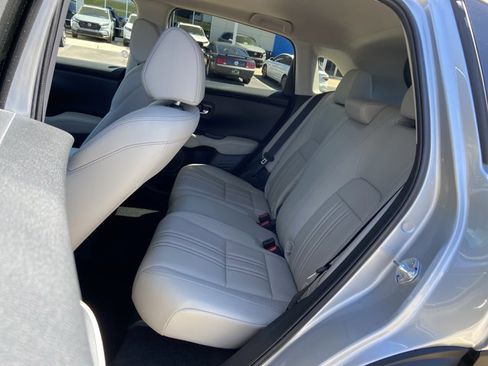Used 2025 Honda HR-V EX-L image 15