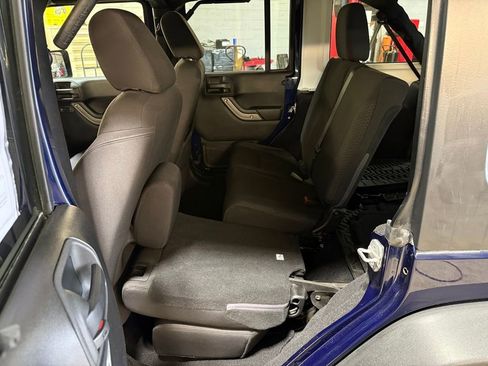 Used 2013 Jeep Wrangler Unlimited Sport AWD/4WD image 16