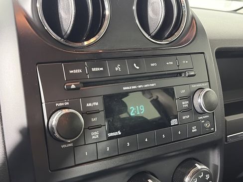 Used 2014 Jeep Patriot Sport w/ Power Value Group image 19