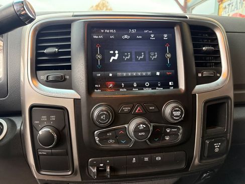 Used 2018 RAM 2500 Big Horn image 22
