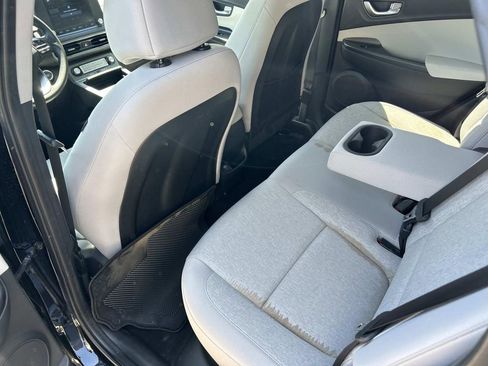 Certified 2023 Hyundai Kona SE FWD image 18