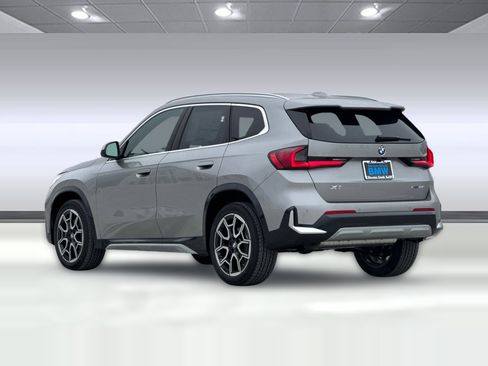 Used 2026 BMW X1 xDrive28i w/ Technology Package AWD/4WD image 3