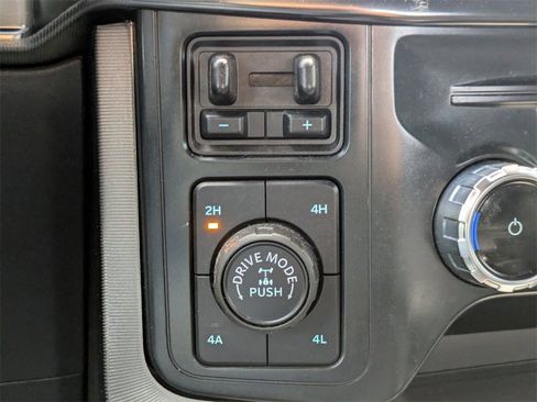 Used 2024 Ford F150 Platinum w/ Equipment Group 702A High image 27