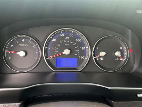 Used 2012 Hyundai Santa Fe SE image 13