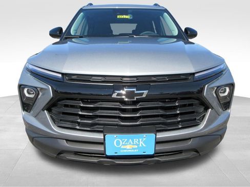 New 2026 Chevrolet TrailBlazer LT w/ Convenience Package image 9