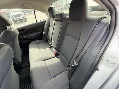 Used 2022 Toyota Corolla LE image 29