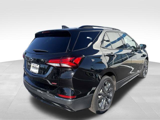Used 2023 Chevrolet Equinox RS w/ LPO, Floor Liner Package FWD image 10