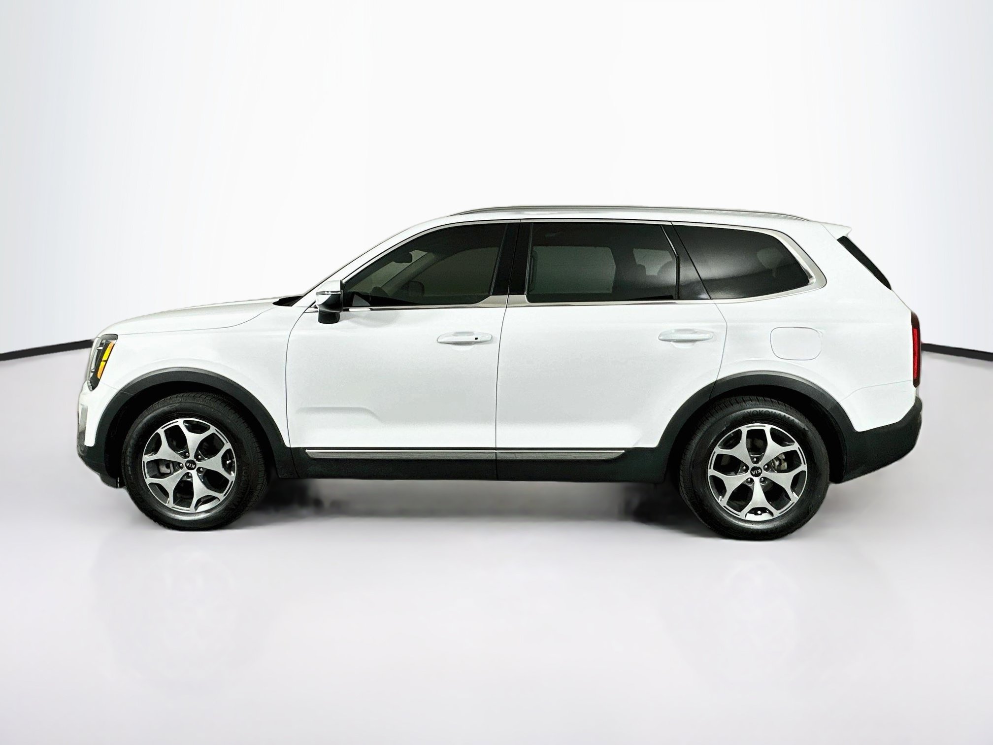Used 2021 Kia Telluride EX w/ Towing Package AWD/4WD image 4