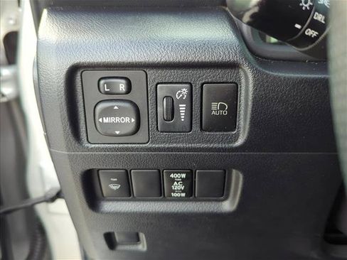 Used 2021 Toyota 4Runner Venture w/ Moonroof Package AWD/4WD image 11