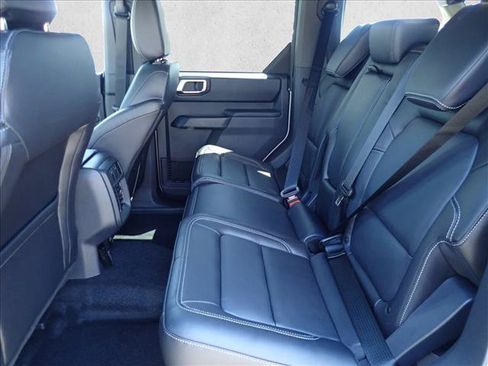 New 2026 Ford Bronco Outer Banks AWD/4WD image 9